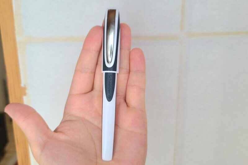 左利き　万年筆